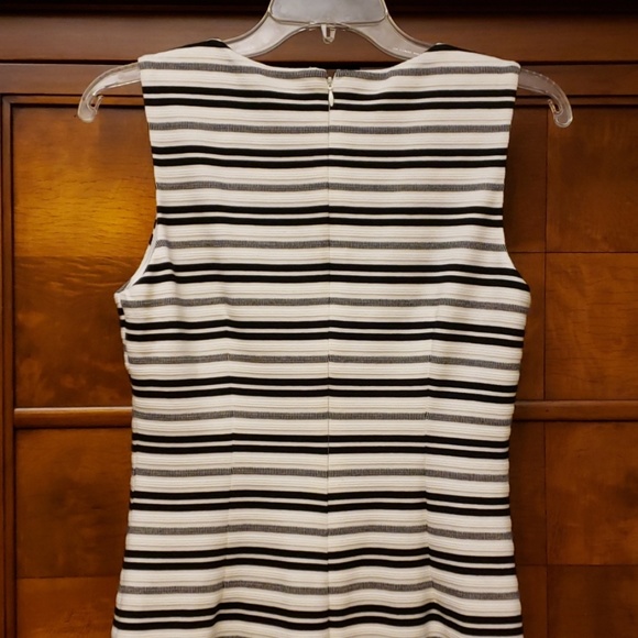 Calvin Klein White Stripe Sleeveless Dress Size 4 - Picture 3 of 8